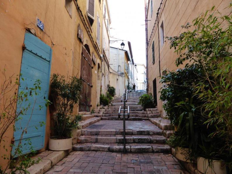Appartement Cosy Au Coeur Du Panier Marseille Exterior photo